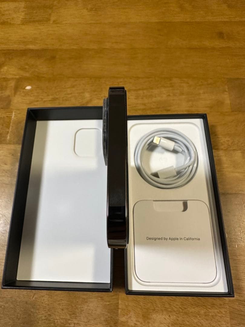 Apple iPhone 12 Pro グラファイト