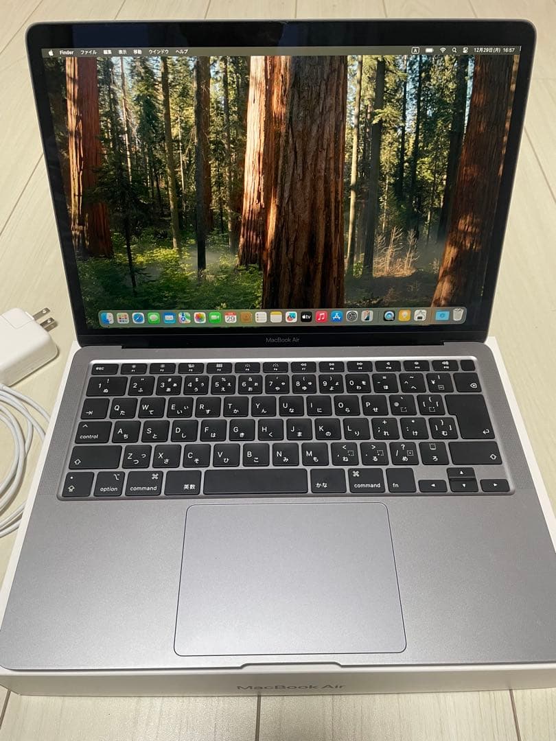 ＜即配送＞　美品　Apple MacBook Air 13インチ スペースグレー