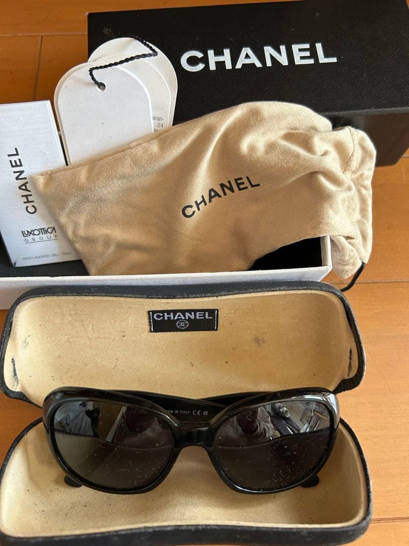 CHANEL ブラック サングラス 8113