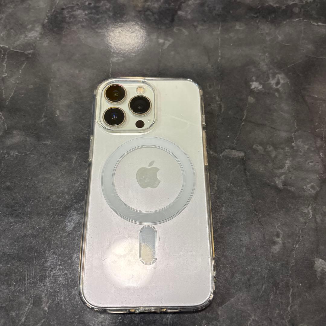 Apple iPhone 13 Pro シルバー 本体 ケース フィルム付き