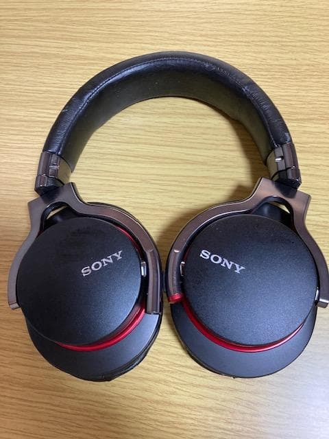 【新品同様】SONY　MDR-1R MK2　有線リケーブルヘッドホン