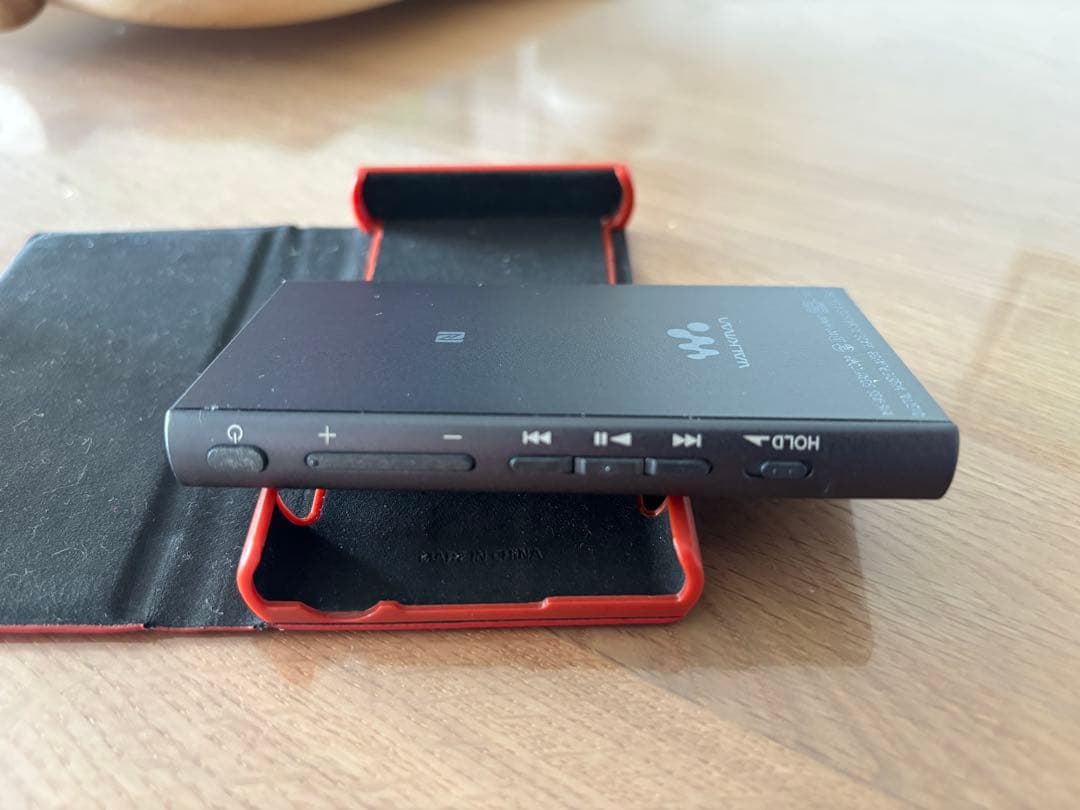 美品 SONY WALKMAN NW-A35 チャコールブラック