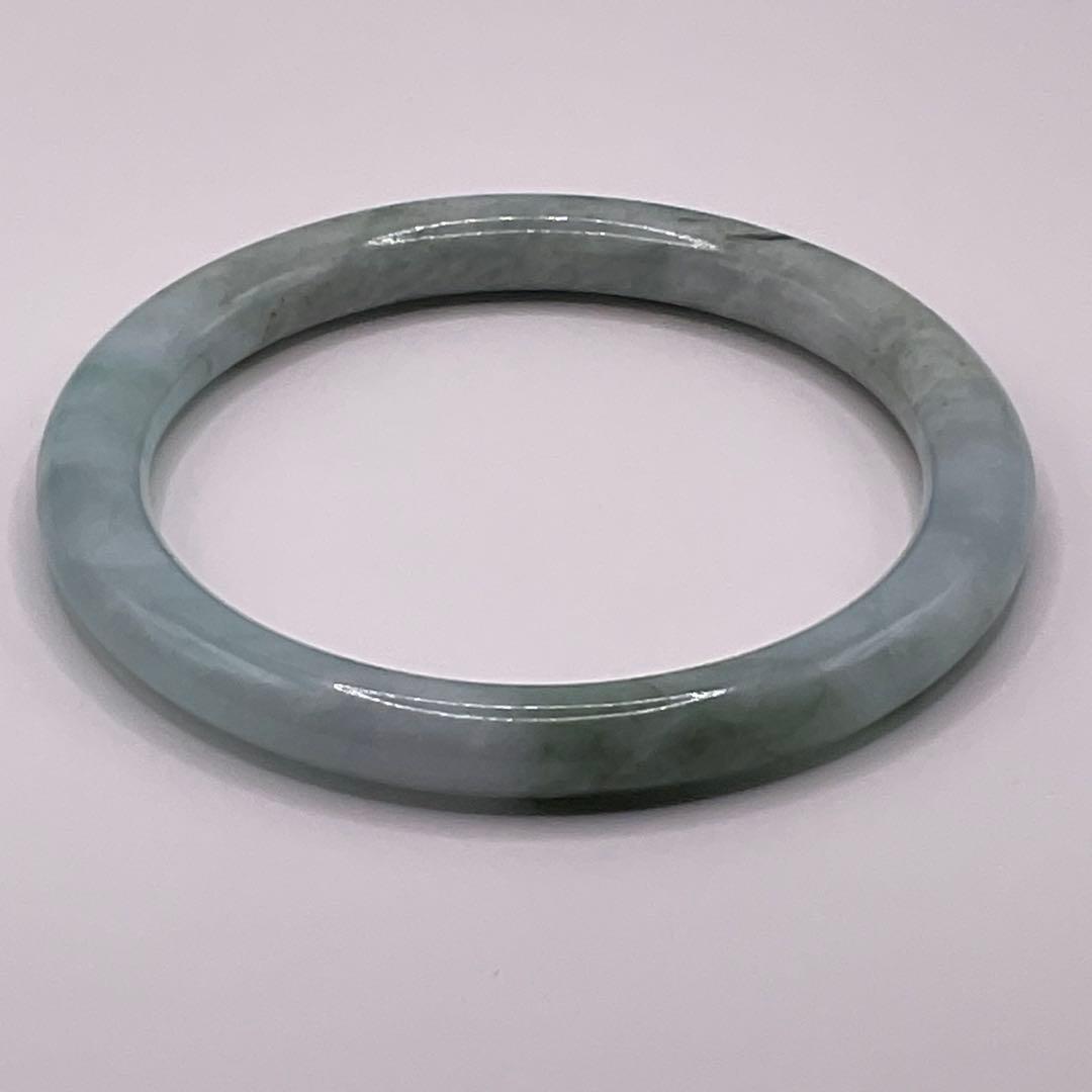 ミャンマー産 天然本翡翠 A貨 翡翠バングル 59.7 mm ミントグリーン色