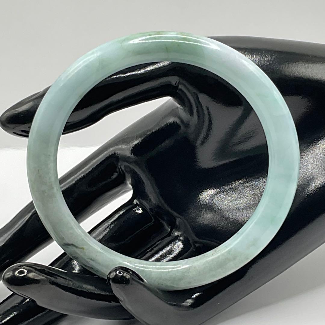 ミャンマー産 天然本翡翠 A貨 翡翠バングル 59.7 mm ミントグリーン色