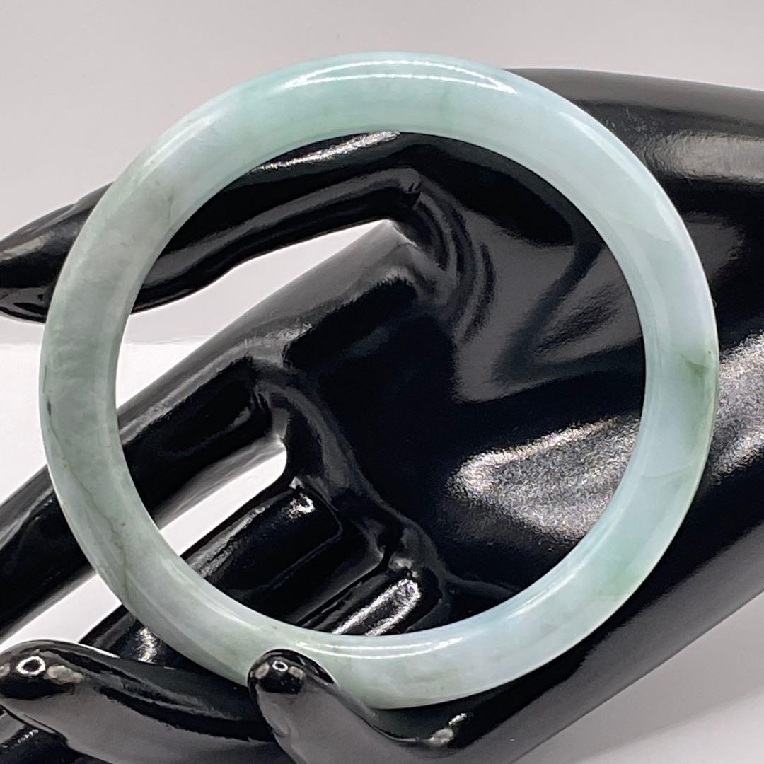 ミャンマー産 天然本翡翠 A貨 翡翠バングル 59.7 mm ミントグリーン色