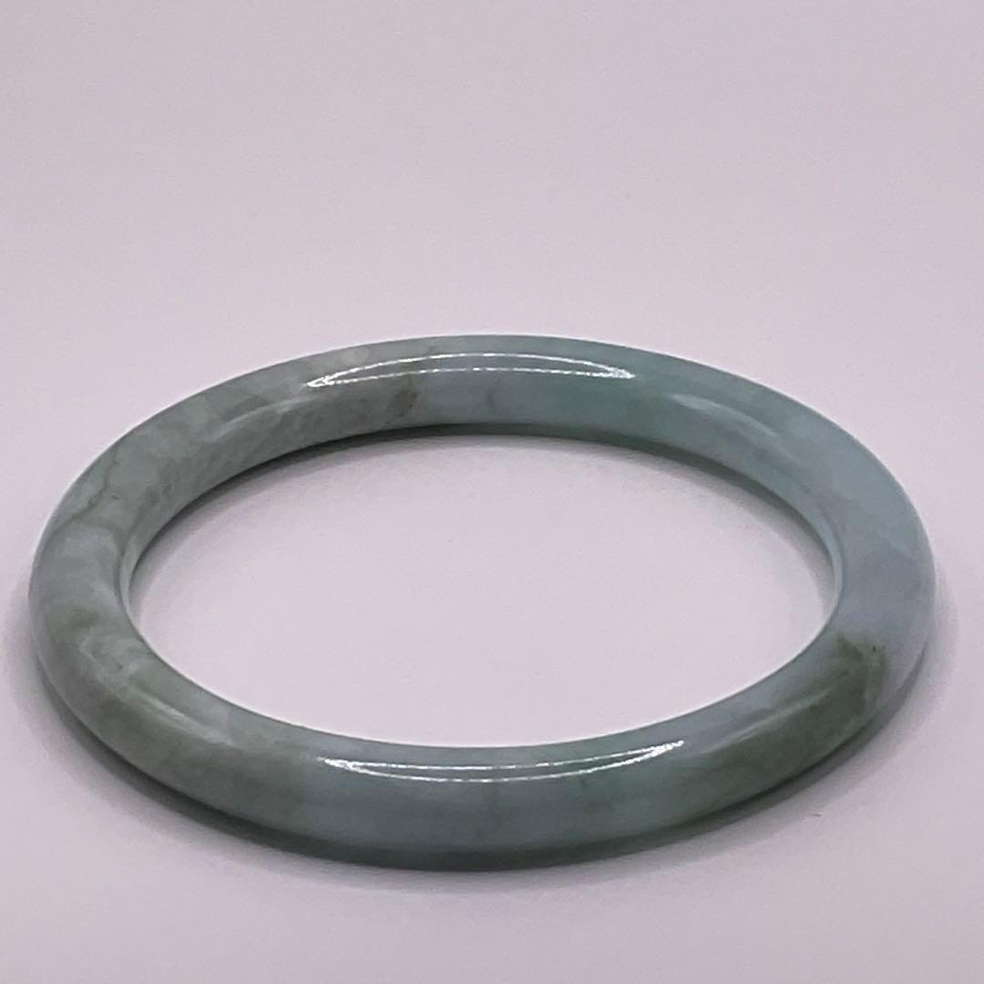 ミャンマー産 天然本翡翠 A貨 翡翠バングル 59.7 mm ミントグリーン色