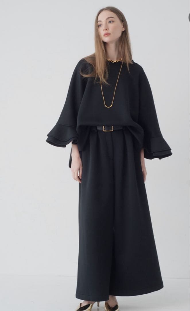 【新品】メゾン ド ドルチェ　ソフトヴェレPO　袖フリル黒