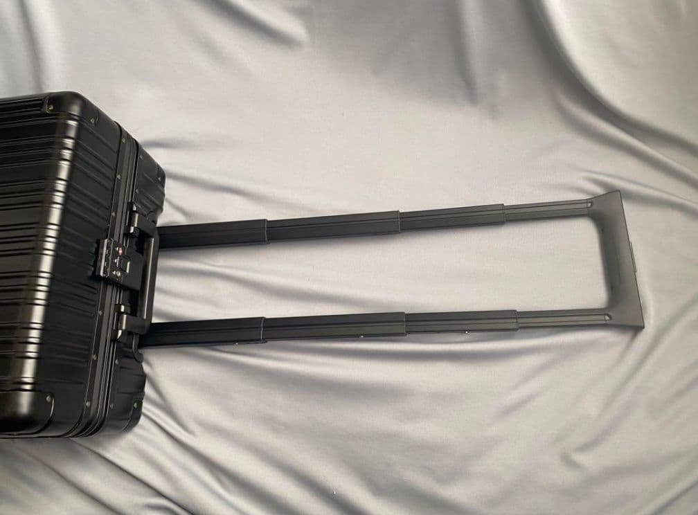 TAKEO KIKUCHI タケオキクチ　スーツケース　黒