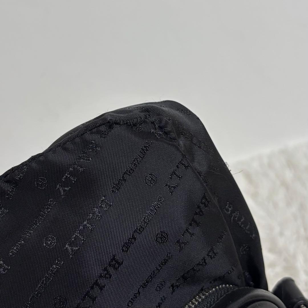 BALLY バリー ロゴ入り ショルダーバッグ レザー 斜め掛け