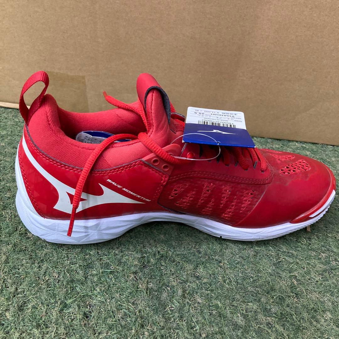 ミズノ　バレーボールシューズ ウェーブモーメンタム レッド　25.5センチ