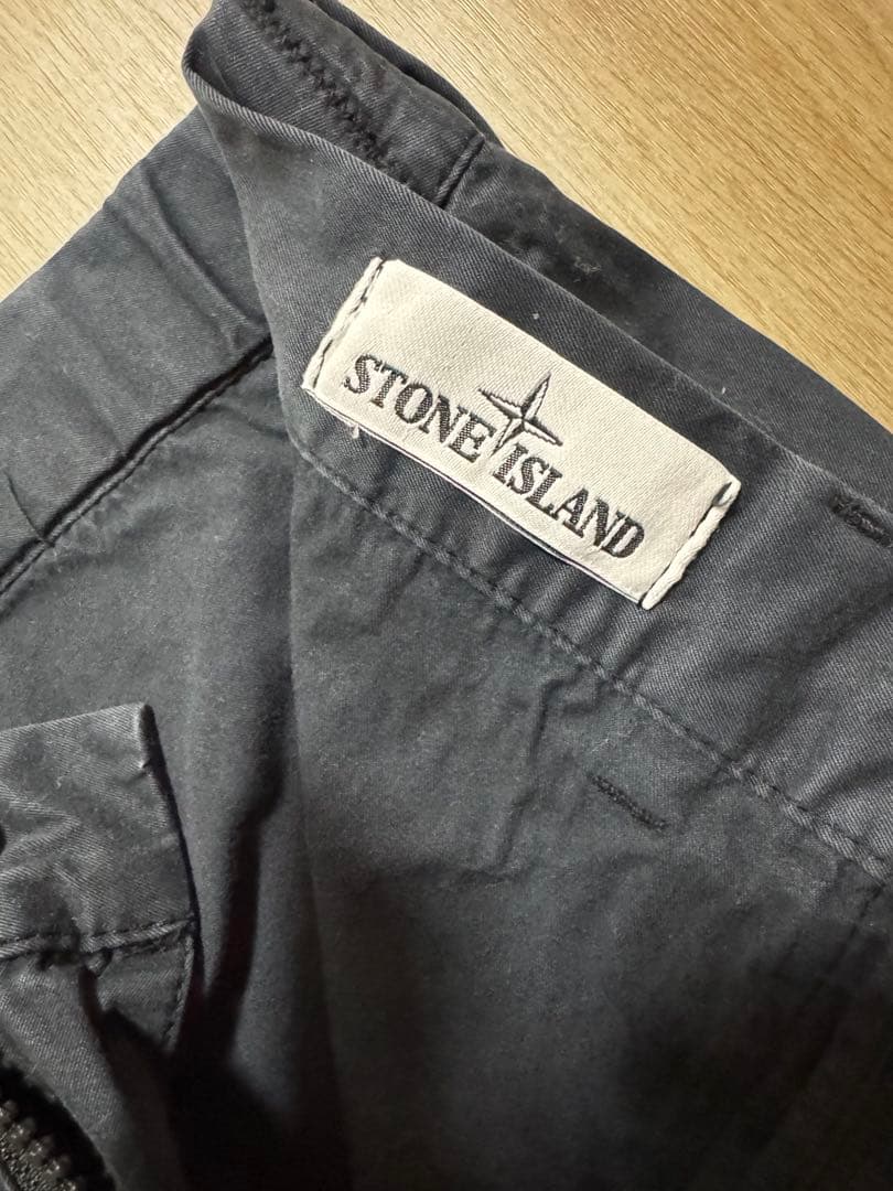 STONE  黒　パンツ　S