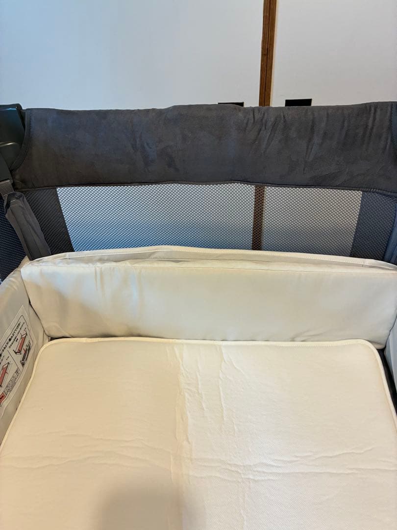 新品同様アップリカ　ココネルエアープラスAB