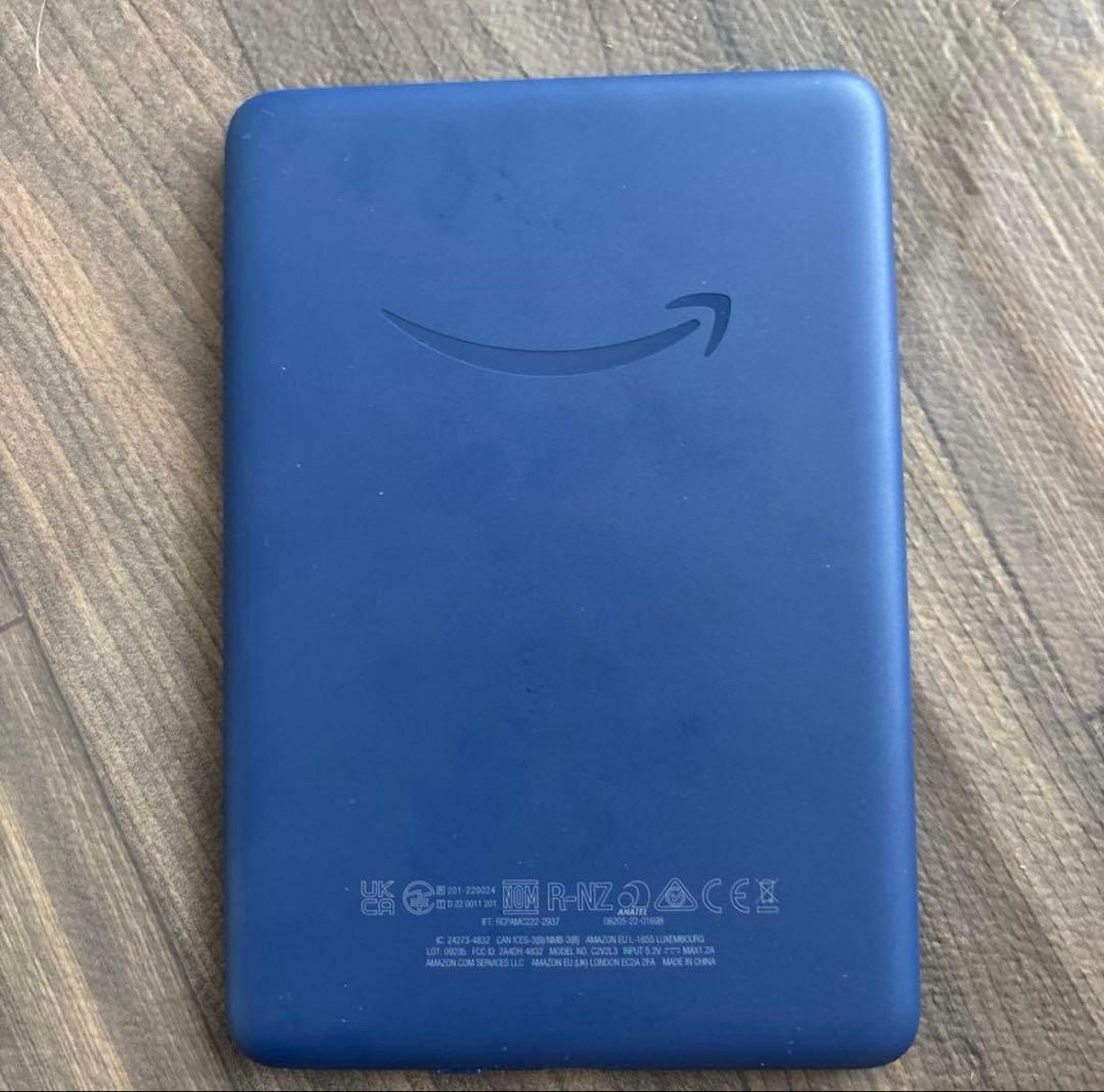 Kindle (16GB) 6インチディスプレイ 電子書籍リーダー