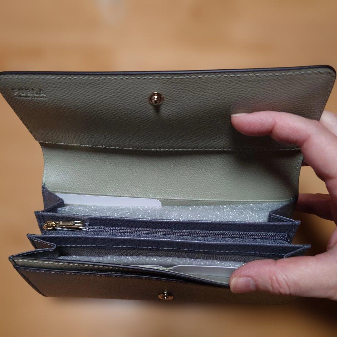 FURLA長財布グレー