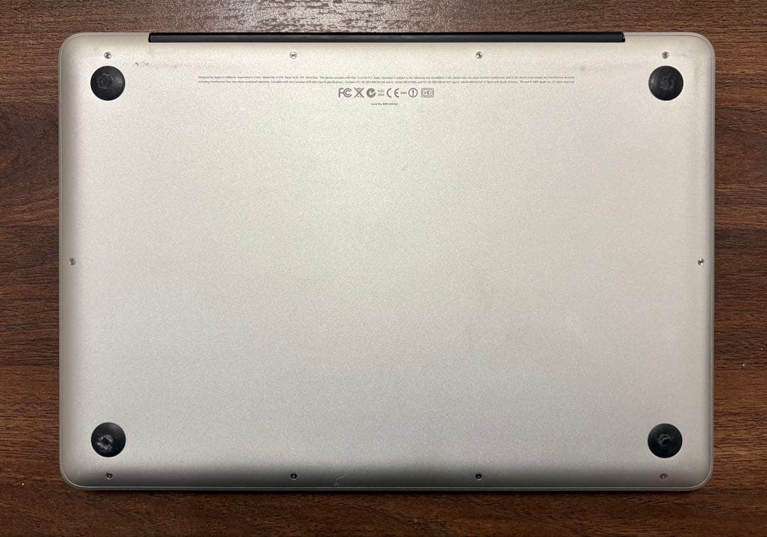 ✨お値打ち出品✨★ MacBook Pro 13インチ （2009）シルバー