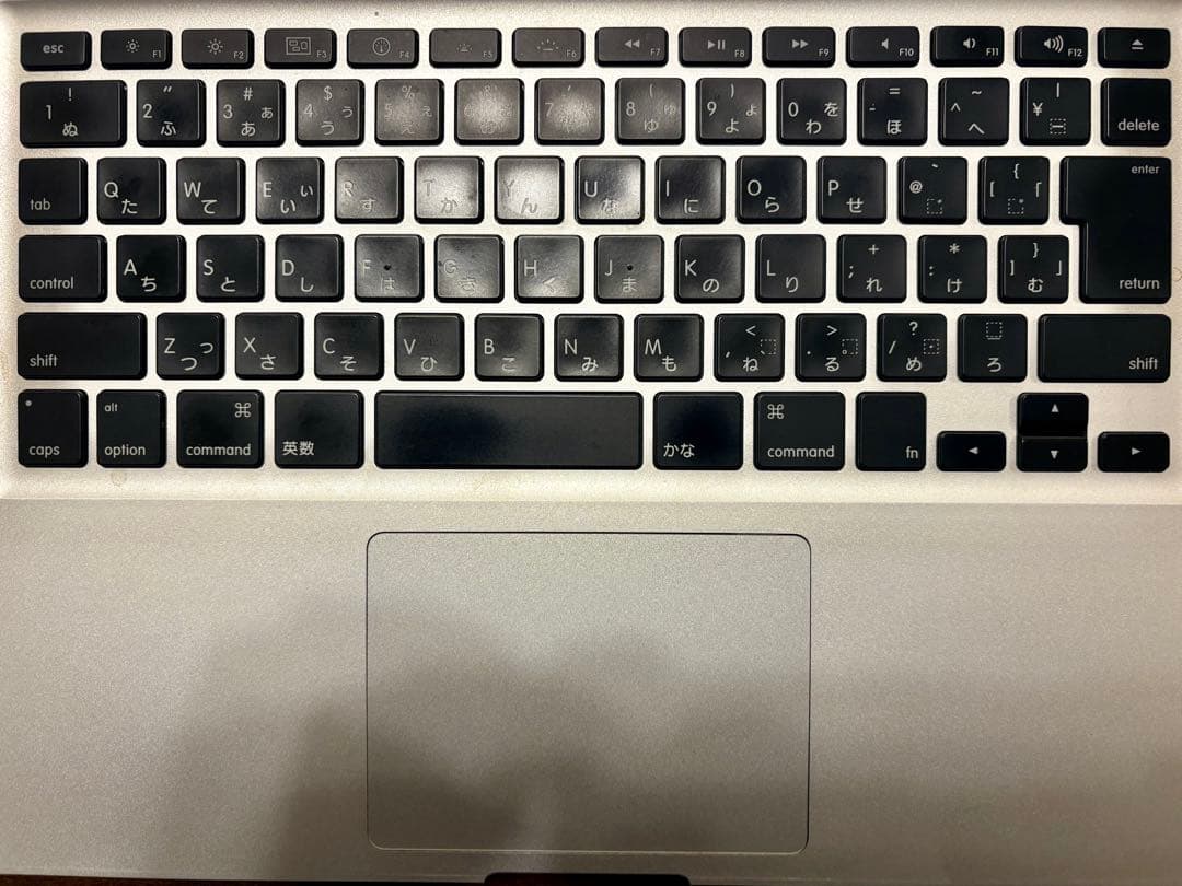 ✨お値打ち出品✨★ MacBook Pro 13インチ （2009）シルバー