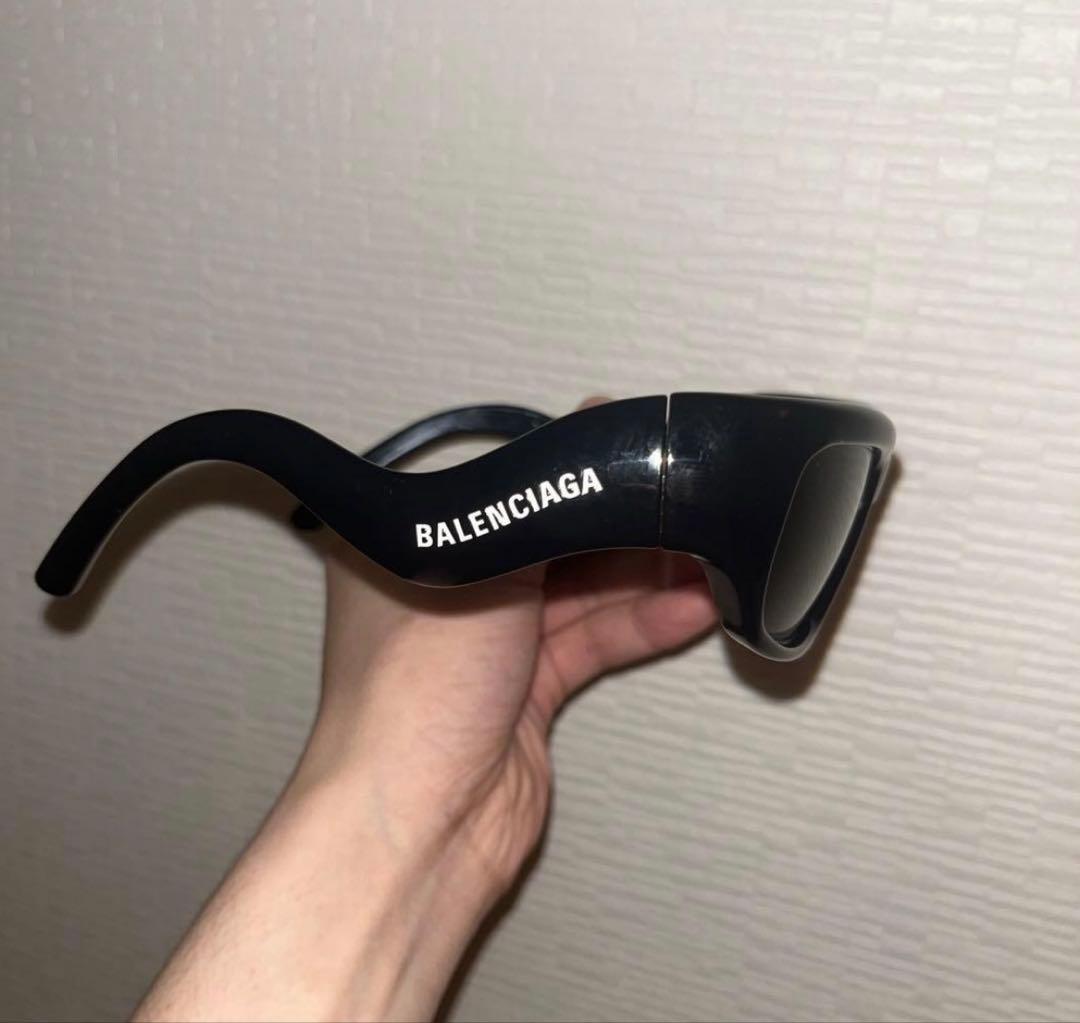 BALENCIAGA HAMPTONS SQUAREサングラス　篠塚辰樹