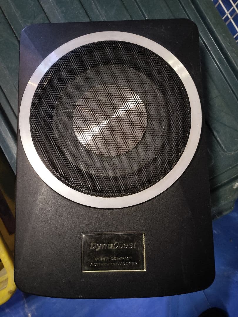 DynaQuest DQC-800Bアクティブサブウーファー