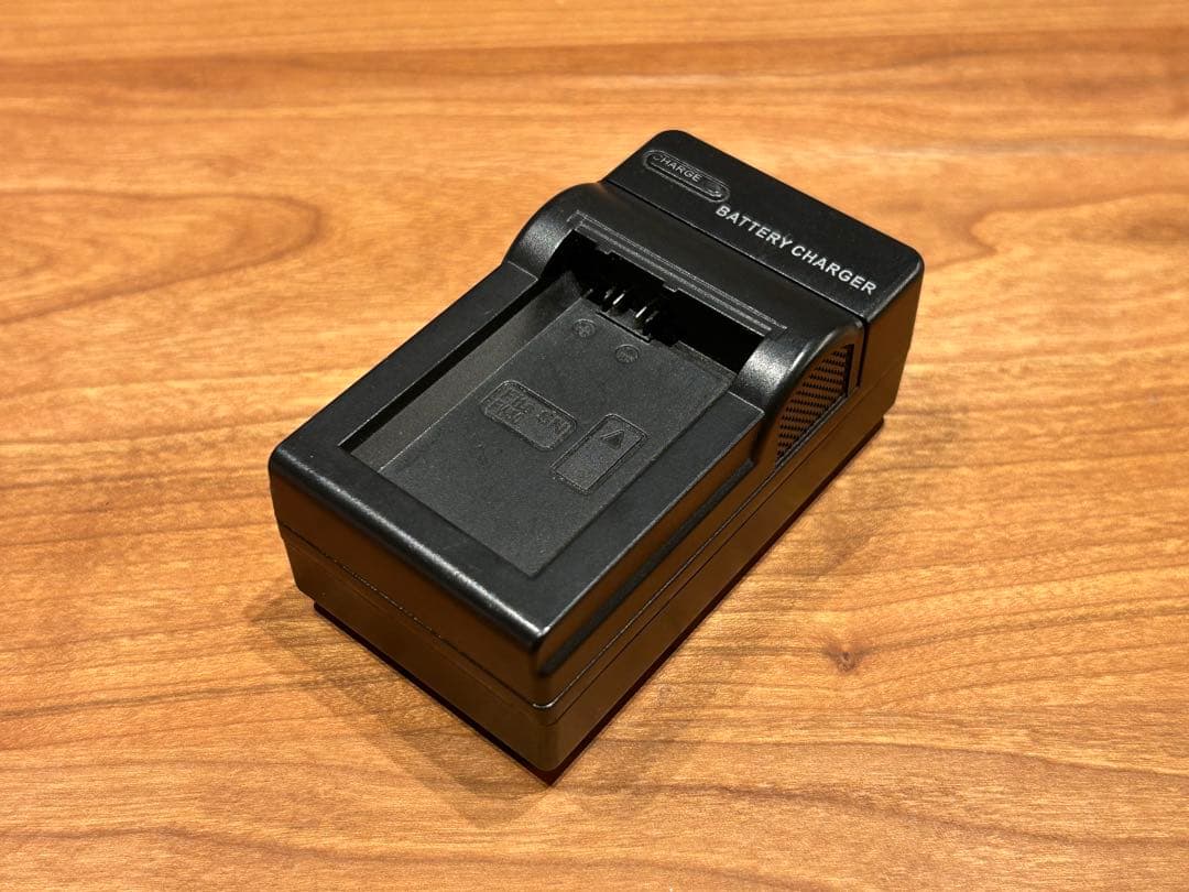 Sony α7 II ミラーレスカメラ バッテリー4個付き