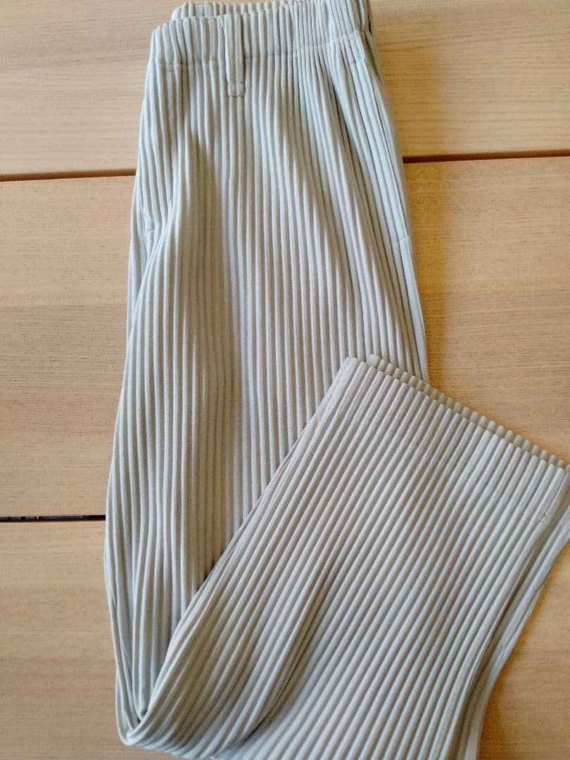 subsページHOMMEPLISSE HP55JF150 ライトグレー美品