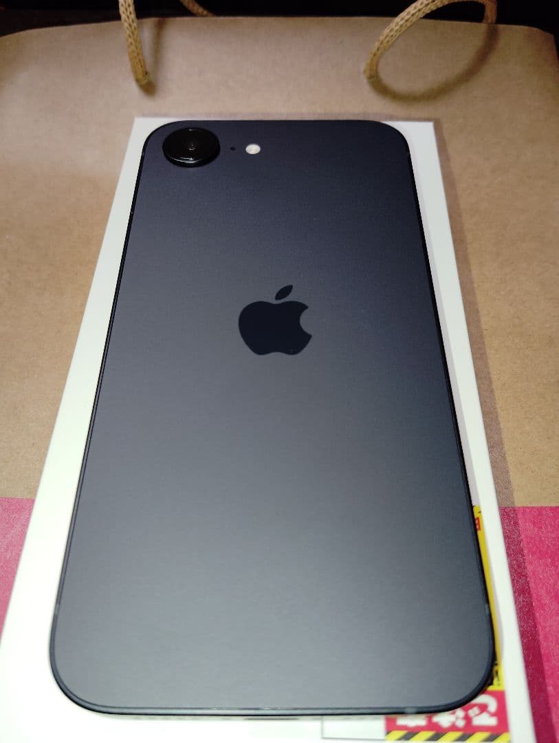 Apple iPhone16e 128GBブラック SIMフリー(docomo)