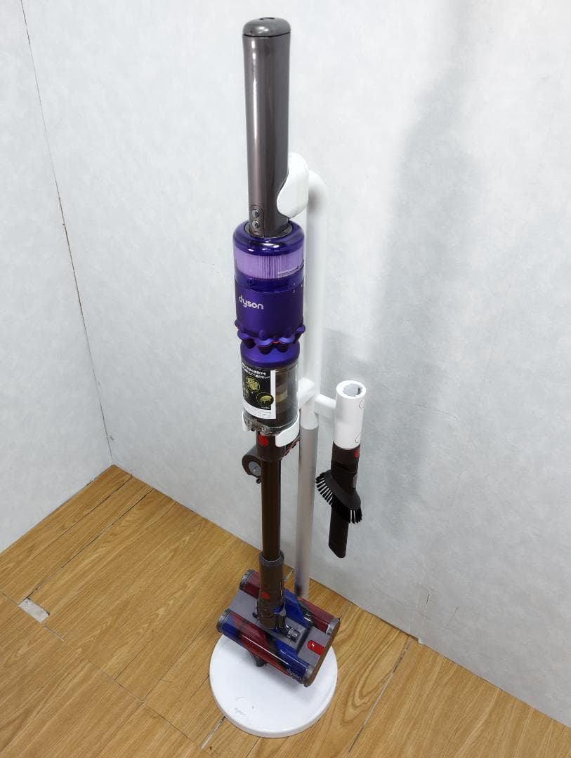 Y♦910 ダイソン スティック掃除機 コードレス オムニグライド SV19