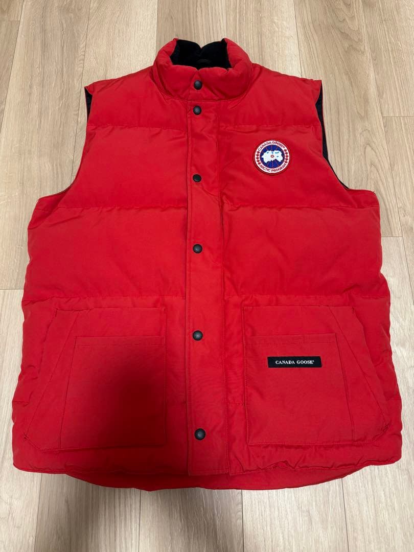 ひ*ん様   ダウンベスト 赤 カナダグース　4154M