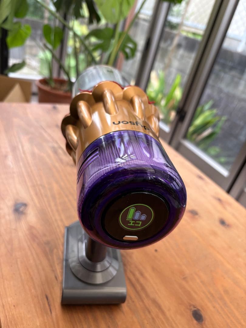 Dyson SV12 V10 本体・アタッチメント 純正バッテリー2個付き