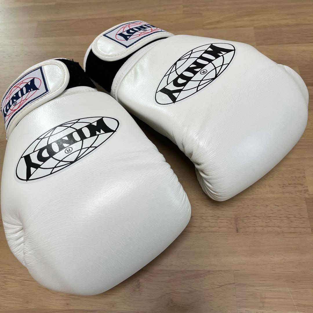 【最終値下げ】WINDY ボクシンググローブ ホワイト　10oz