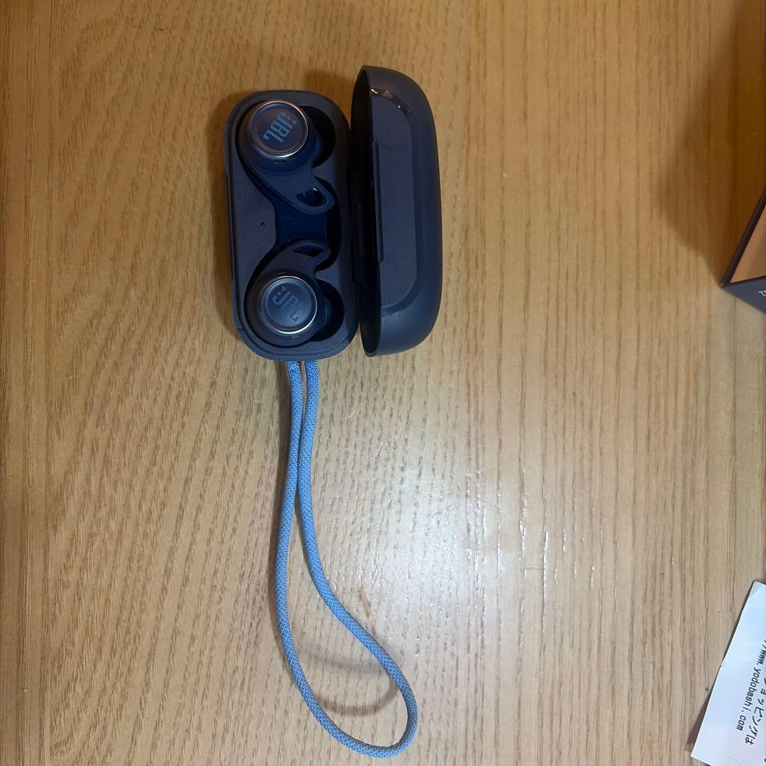 【美品】JBL REFLECT AERO