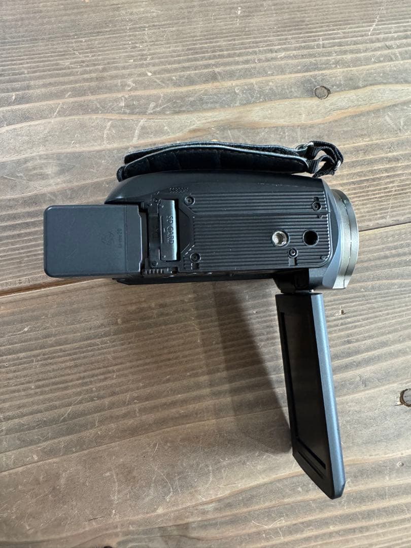 Panasonic HC-V720M ビデオカメラ 本体色ブラック