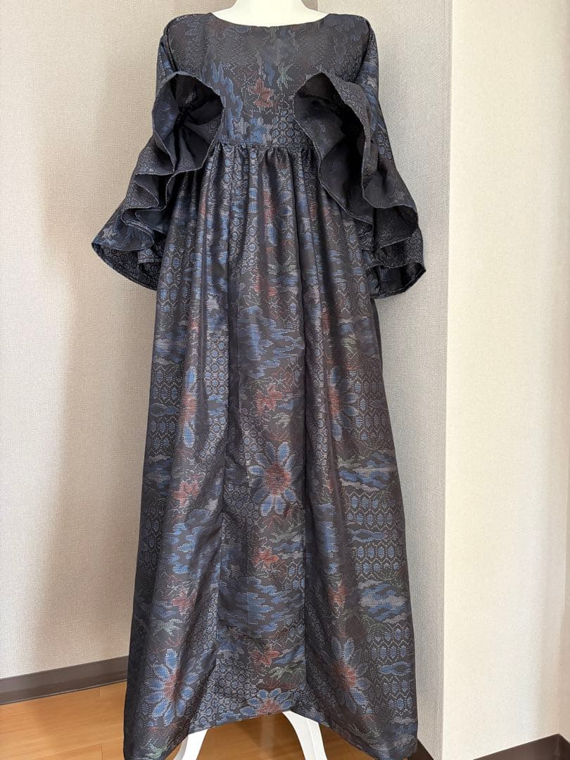 ★着物リメイク★　大島紬　フリル袖のゆったりワンピ　ブルー＆ブラック