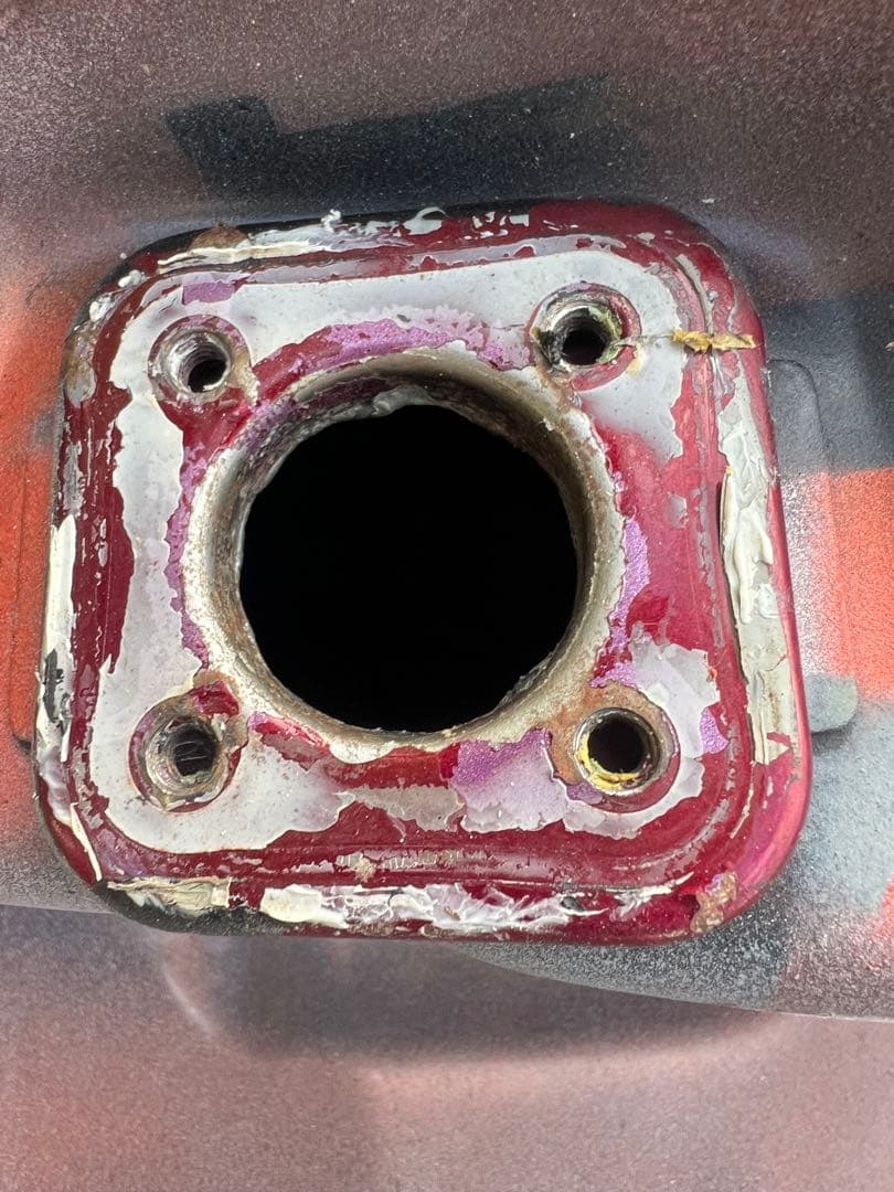 中古　ゼファーx タンク