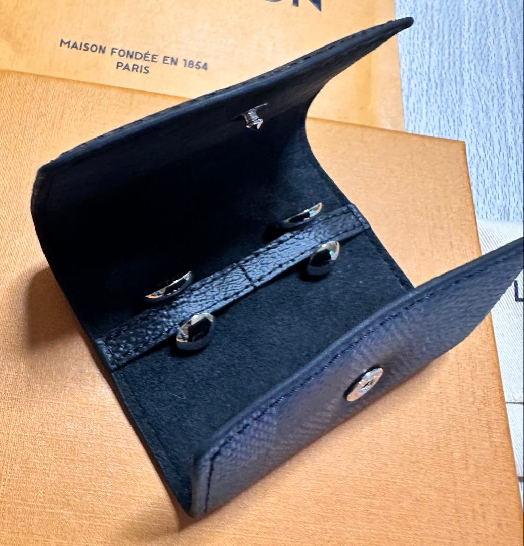 camper LOUIS VUITTON ブトンドゥマンシェット