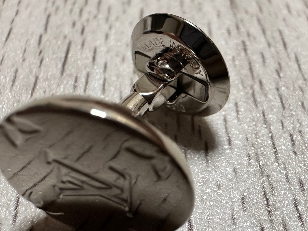 camper LOUIS VUITTON ブトンドゥマンシェット