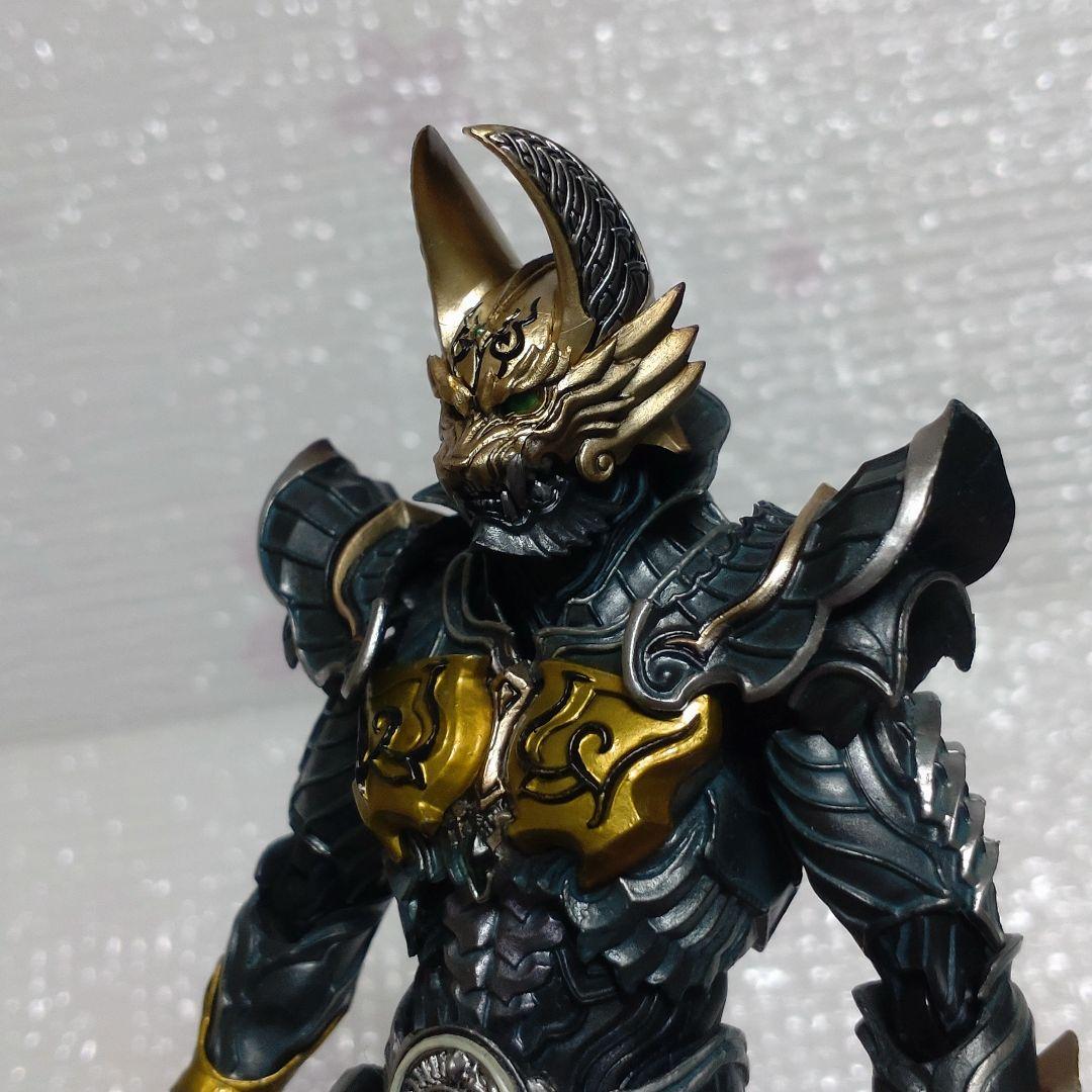 魔戒可動　黄金騎士ガロ　流牙ver