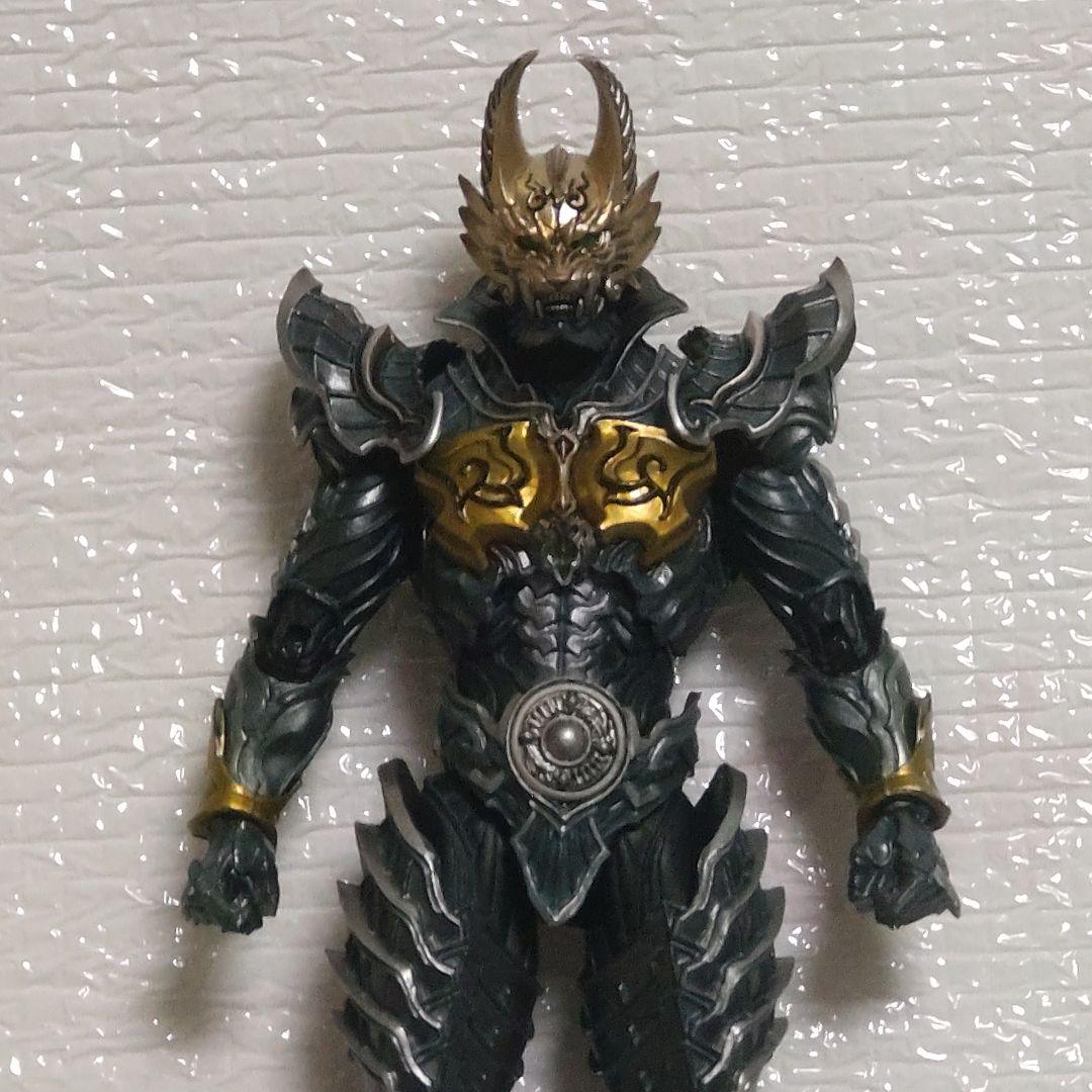 魔戒可動　黄金騎士ガロ　流牙ver