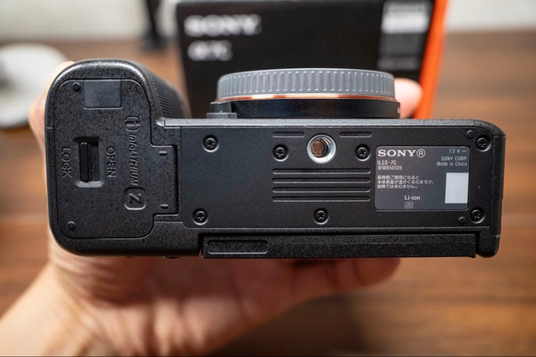 美品ILCE-7C Sony a7C ミラーレス一眼 カメラ シルバー