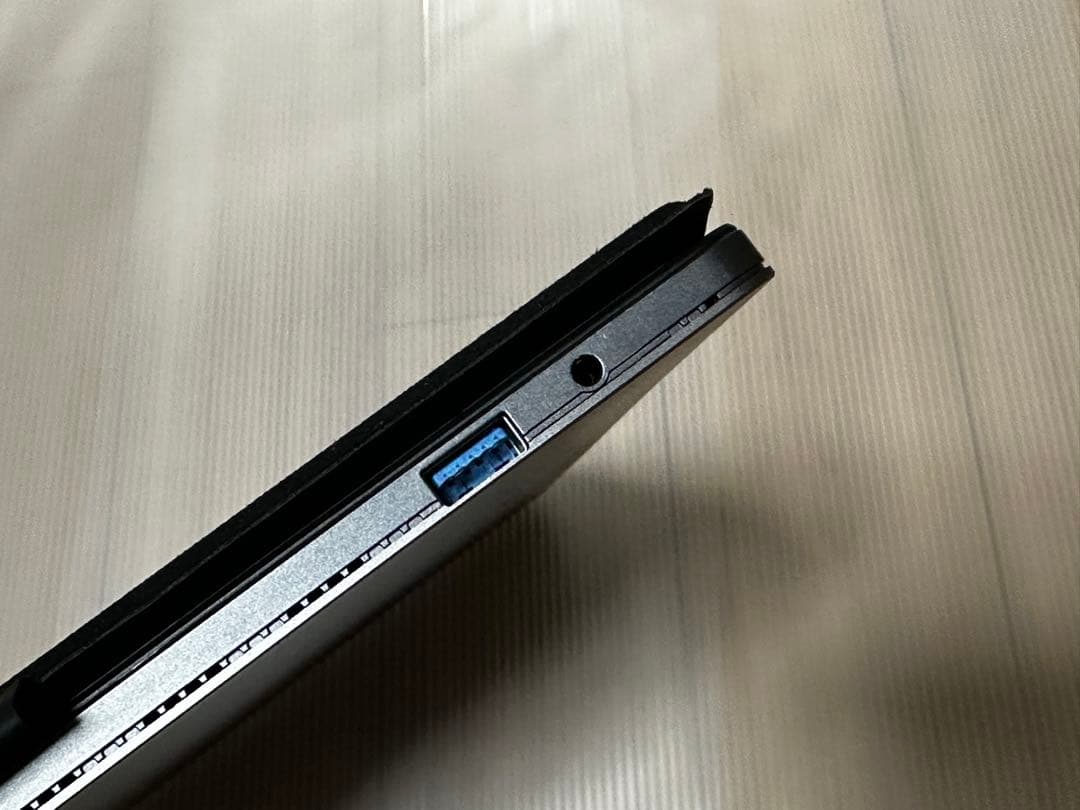 【美品】13インチ chuwi Hi10 Max N150