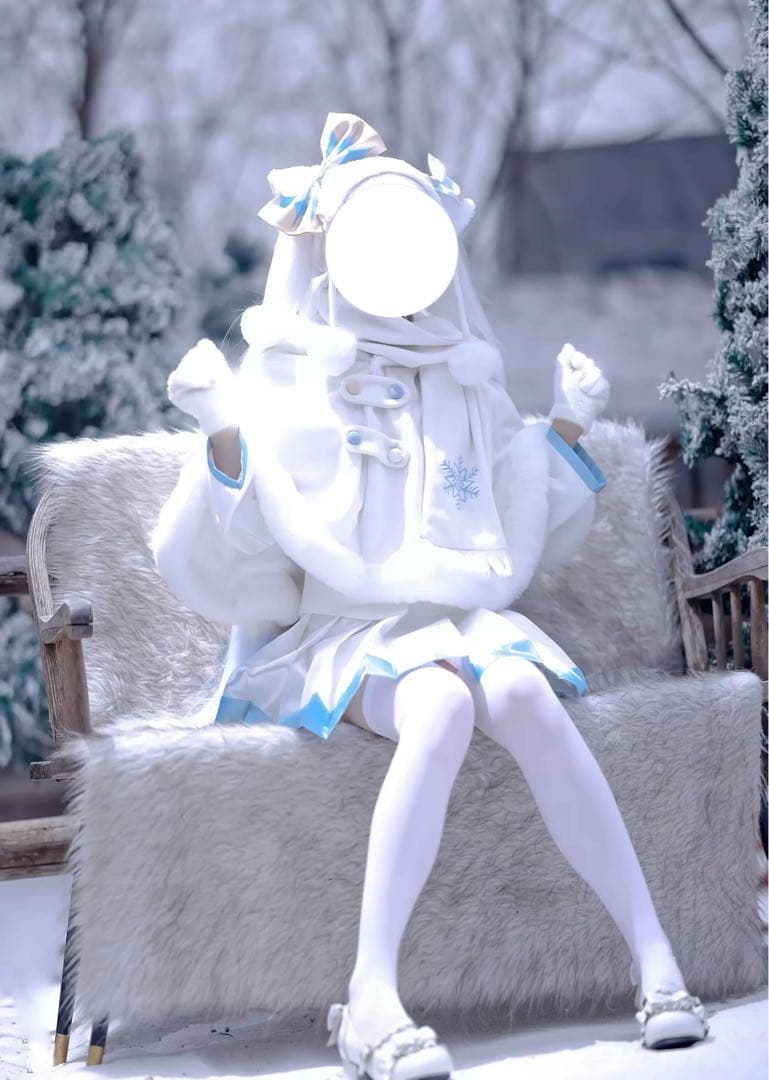 初音ミク　コスプレ　雪ミク三越