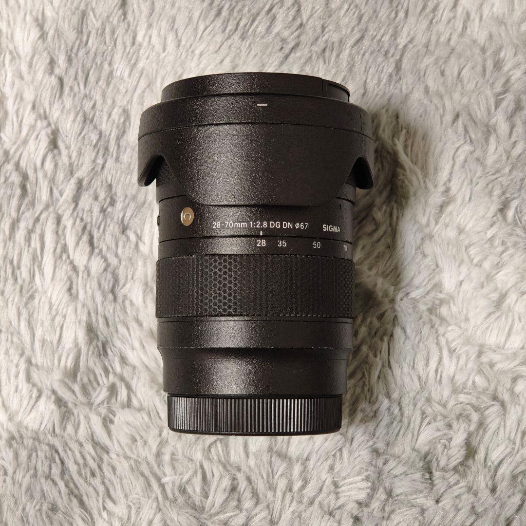 LUMIX S5 ➕ 28-70mm F2.8