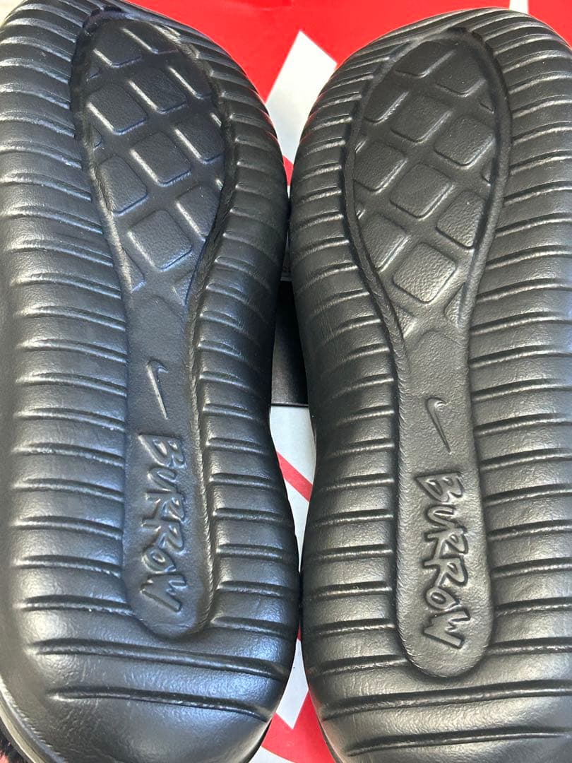 新品NIKE BURROW SE 冬用サンダル ２６cm