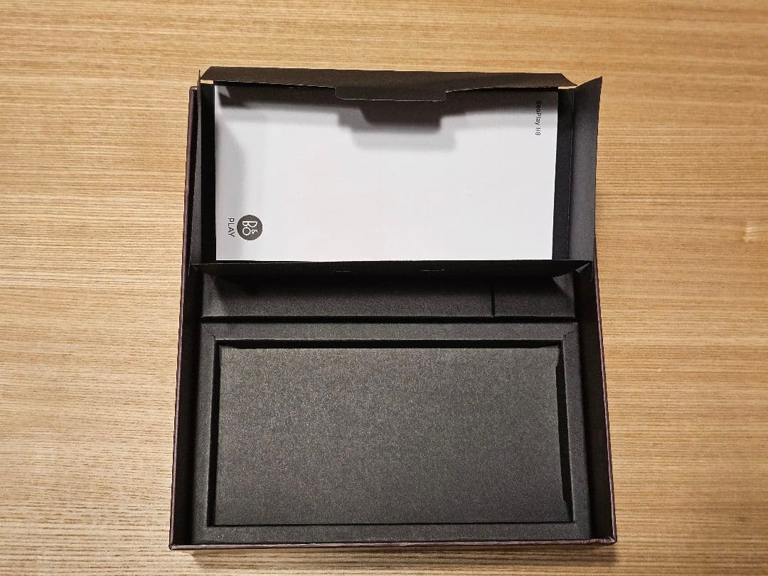 Bang & Olufsen B&O PLAY H8 ワイヤレスヘッドフォン