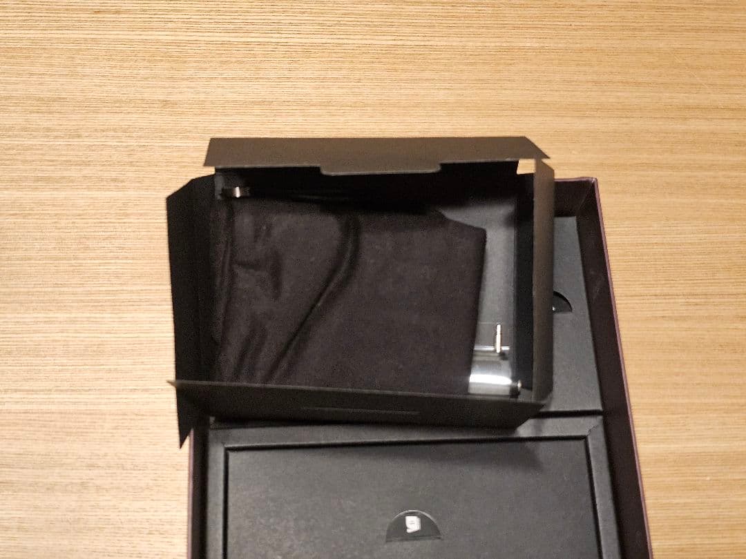 Bang & Olufsen B&O PLAY H8 ワイヤレスヘッドフォン