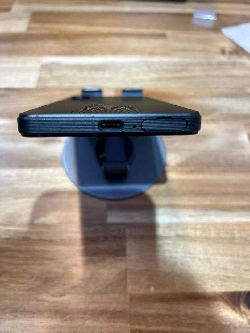 K1639 02docomo SIMフリー　Xperia 1 V SO-51D