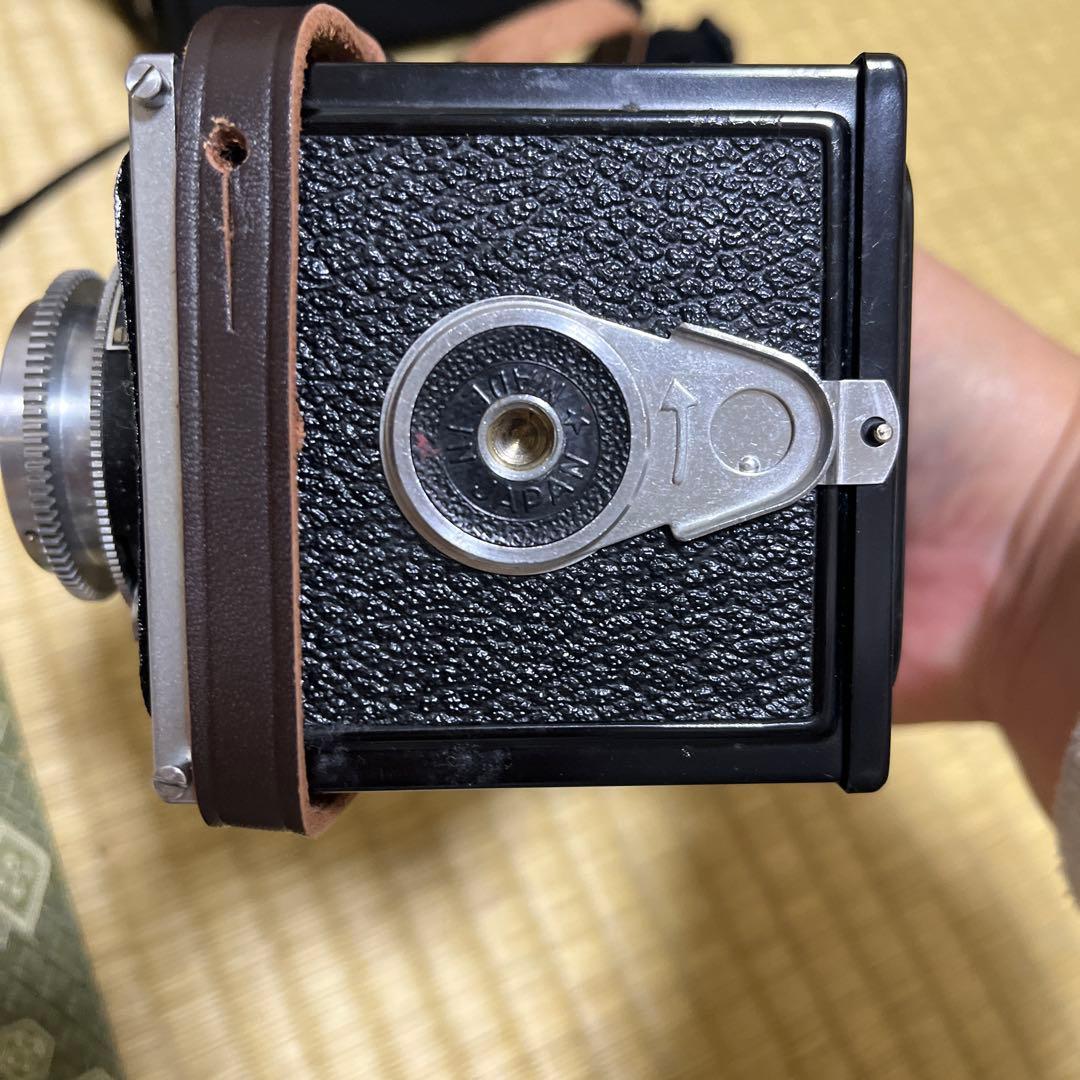 RICOHFLEX MODEL VⅡ二眼レフカメラ　シャッターボタン、バック付き