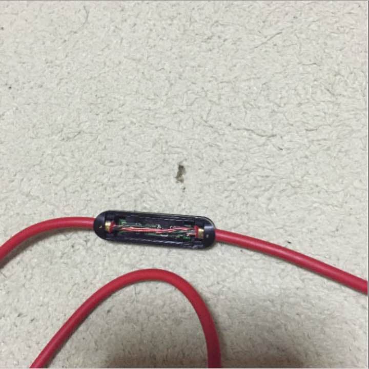 ビーツ ヘッドホン beats