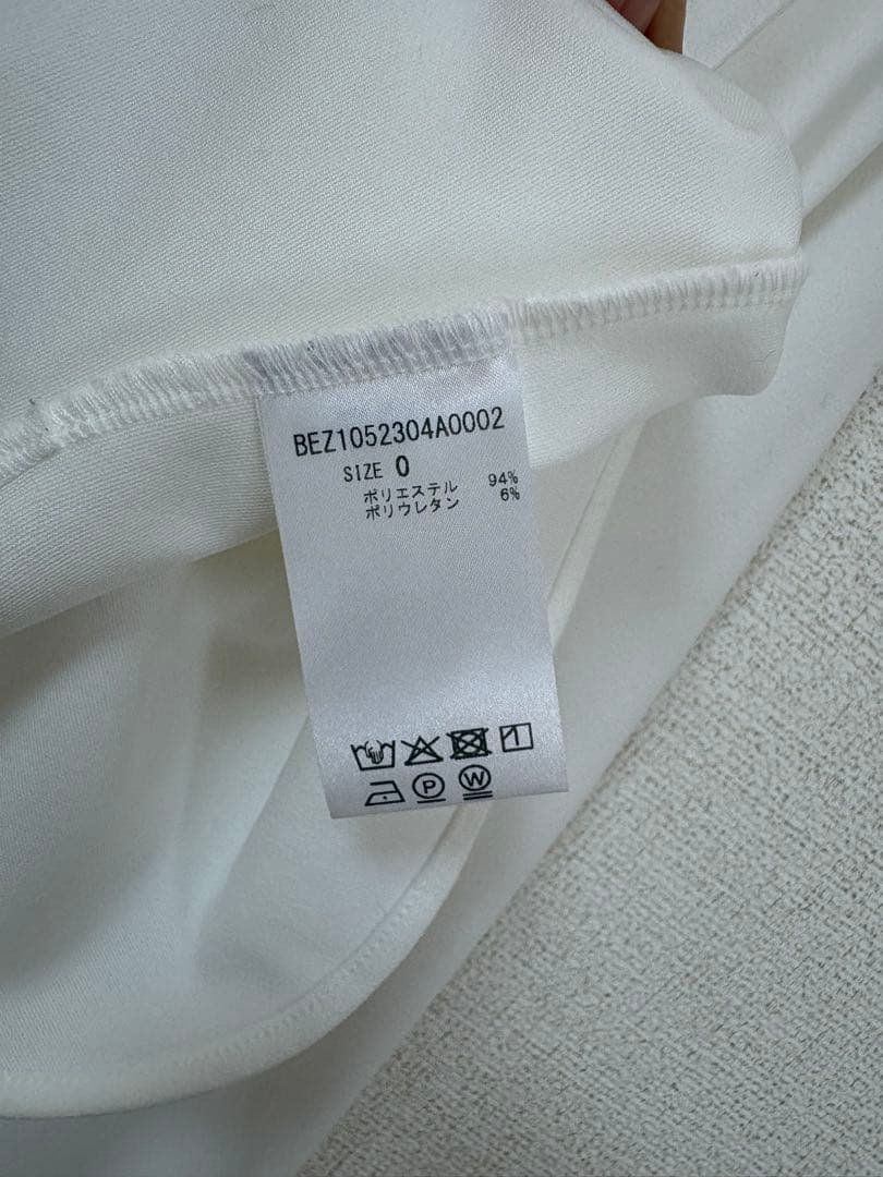 ビアズリー Tブラウス　0サイズ