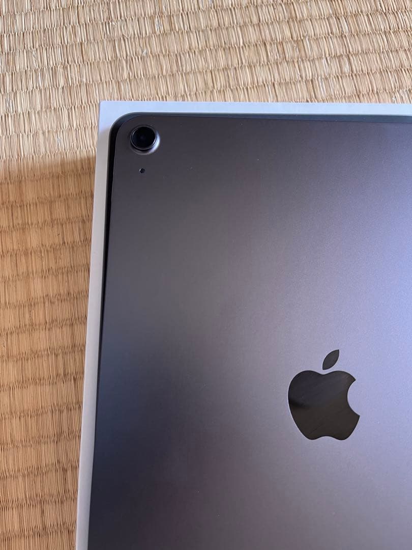 Tako【美品】iPad Air （第五世代）64GB スペースグレー