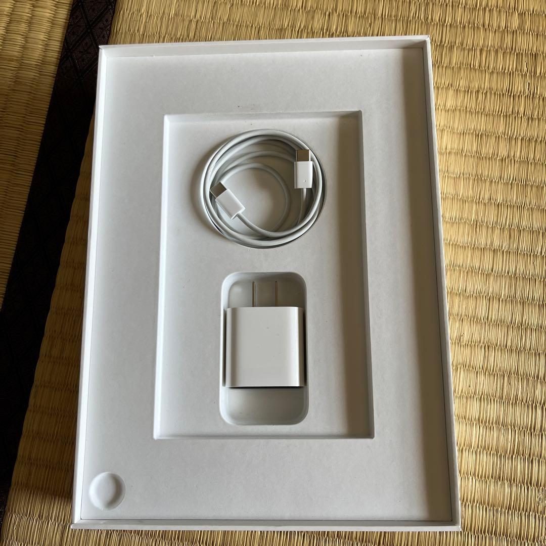 Tako【美品】iPad Air （第五世代）64GB スペースグレー